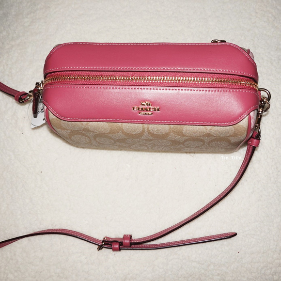 Coach Gingham Crossbody/Shoulder Bag 🎉Host Pick🎉 - Picture 5 of 6